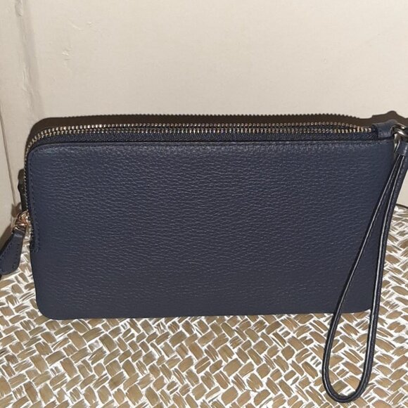 NWOT Coach Double Zip Wallet - Picture 5 of 8